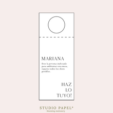 Cargar imagen en el visor de la galería, Capitanes De Mesa – Wine Hangers.